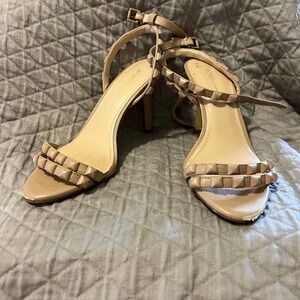5/ $25  BCBGENERATION Dacotah X Nude Stud Heels 7M 37